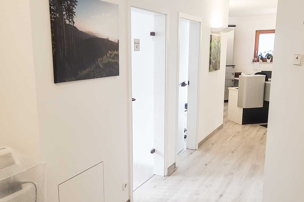 Kleine Einzelpraxis im Schwarzwald – Bild 3